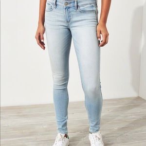 Light wash Hollister Jean leggings